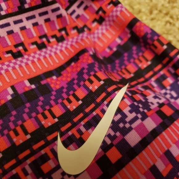 Women’s Nike Dri- Fit Long Sleeve Top - Picture 4 of 5